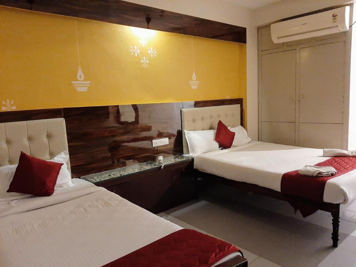 Ravi Krishna Inn Pondicherry Eksteriør bilde