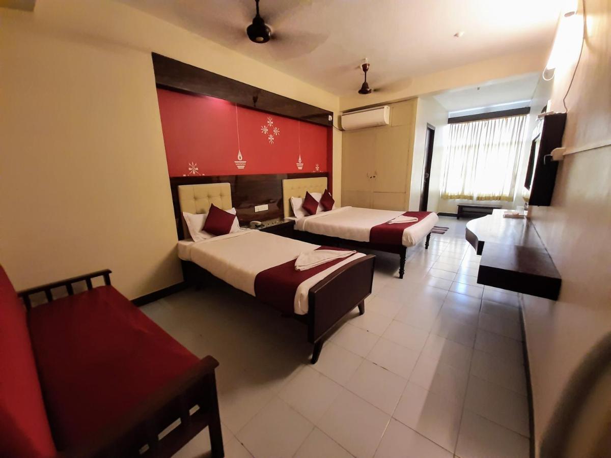 Ravi Krishna Inn Pondicherry Eksteriør bilde
